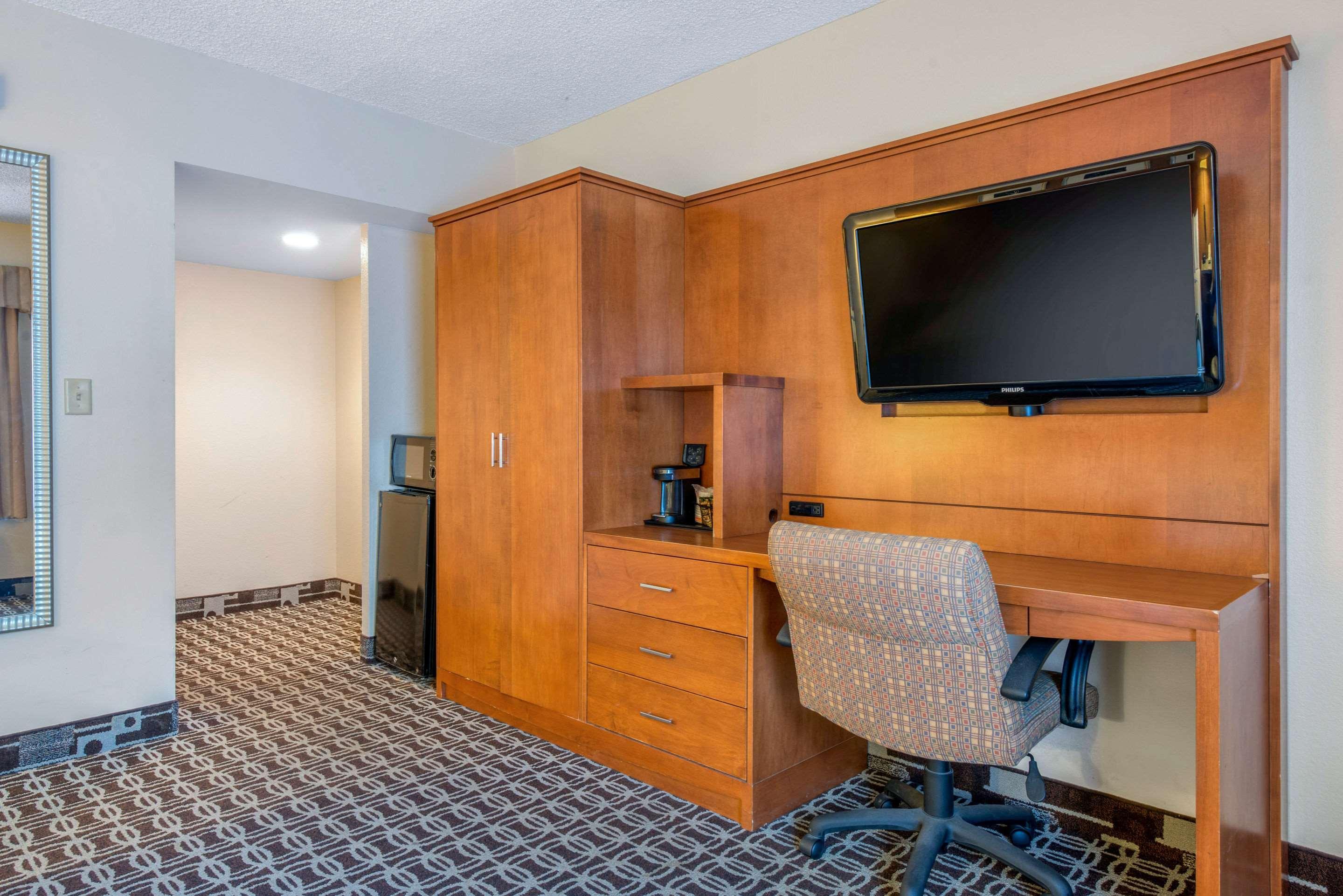 Quality Inn Savannah Historic District Екстериор снимка