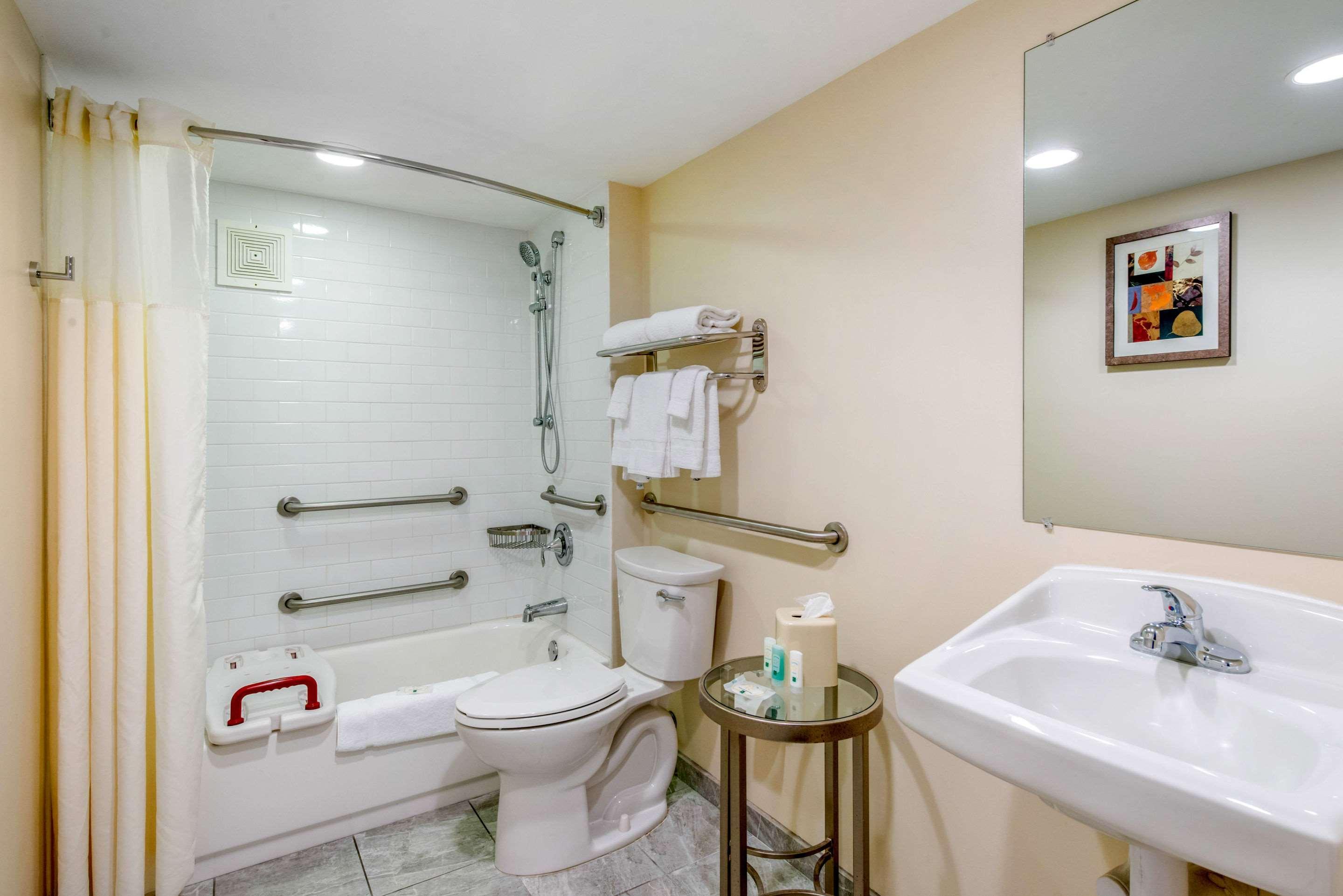 Quality Inn Savannah Historic District Екстериор снимка