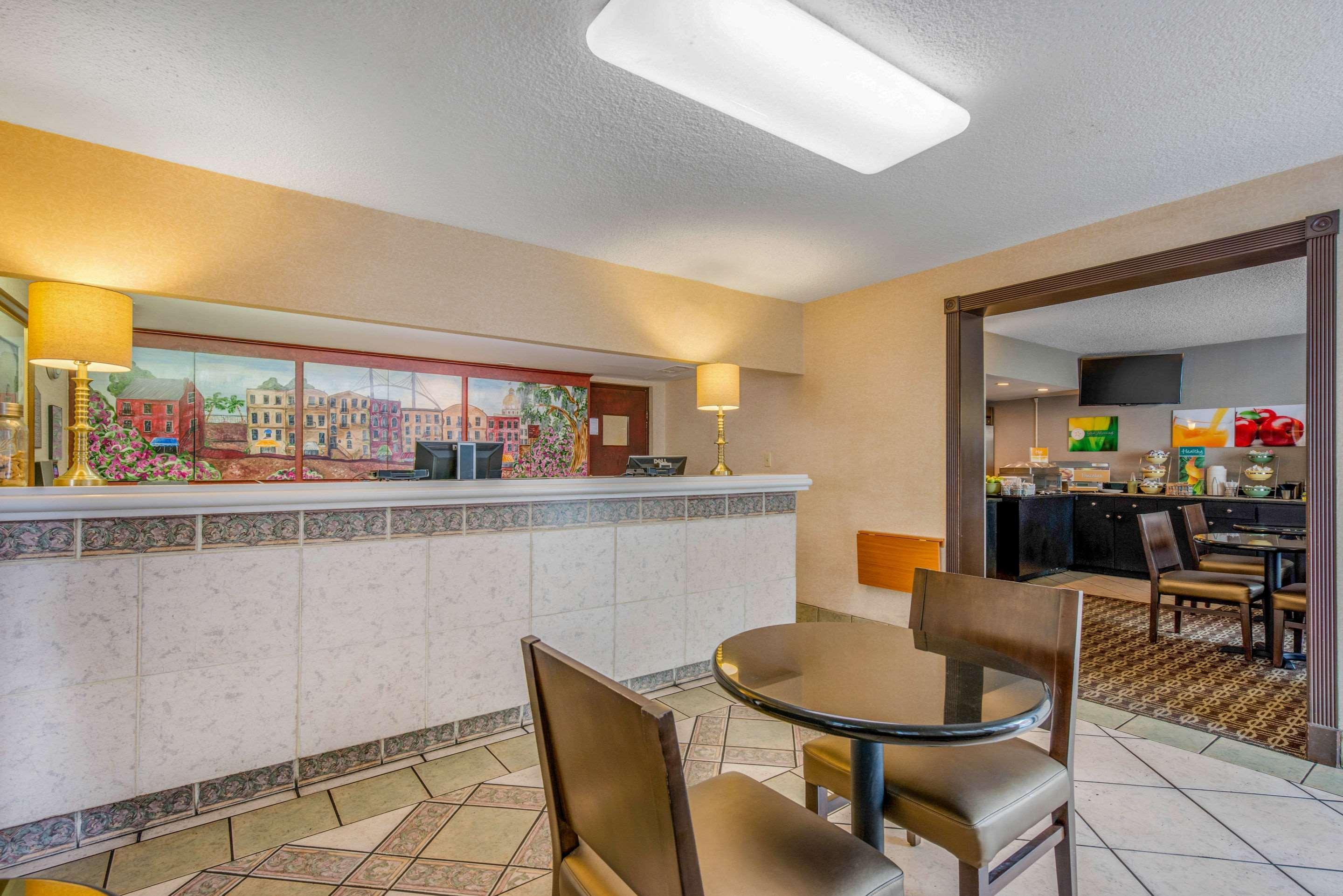 Quality Inn Savannah Historic District Екстериор снимка