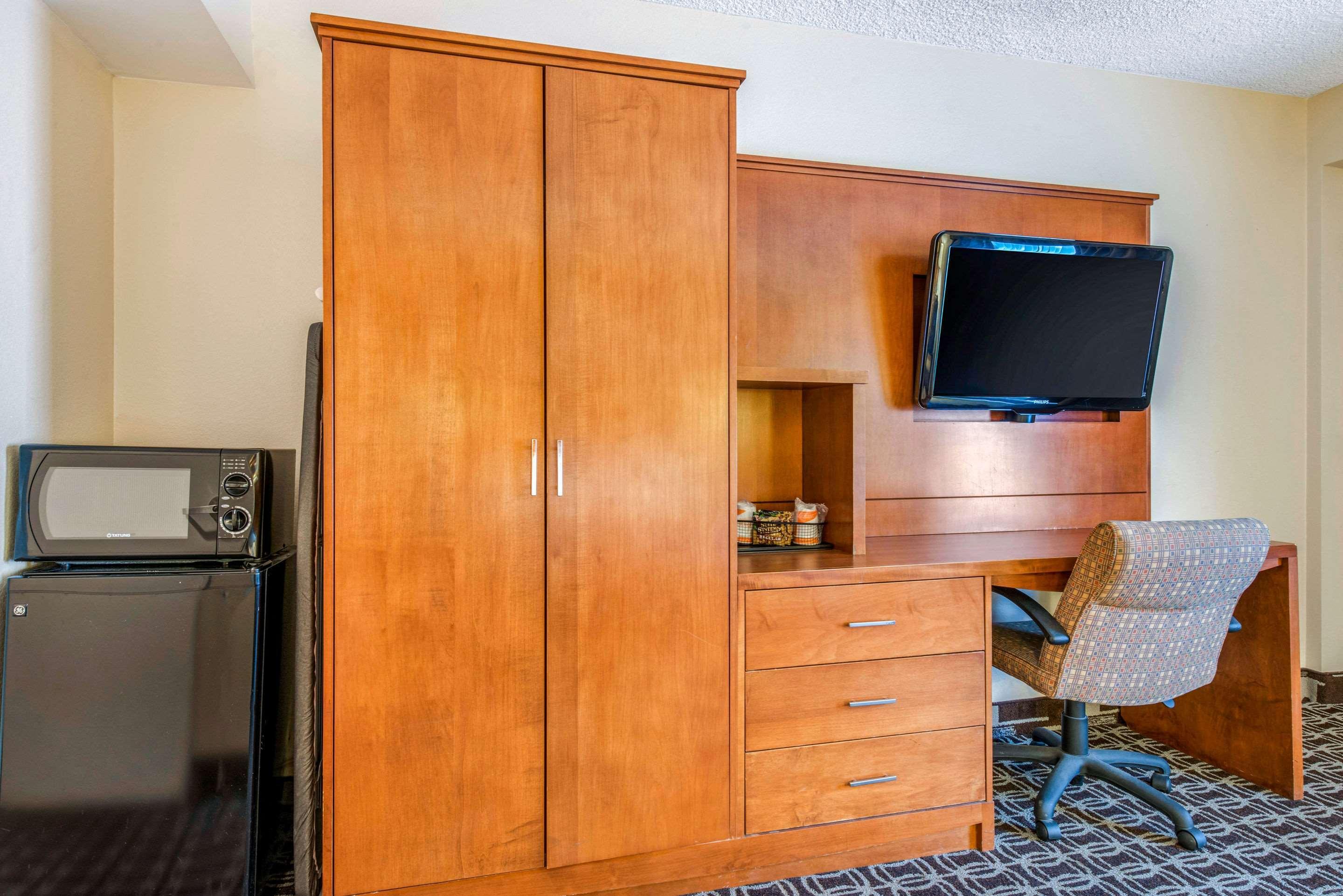 Quality Inn Savannah Historic District Екстериор снимка