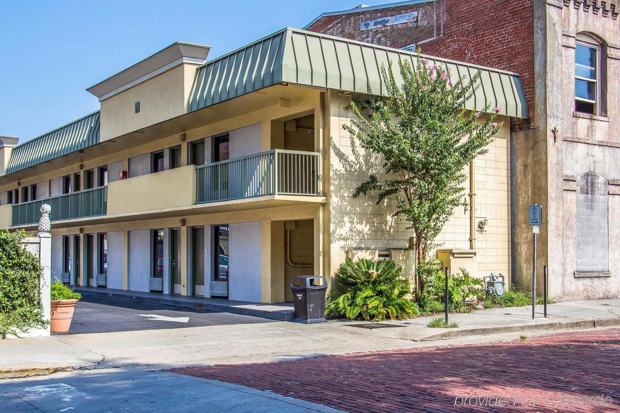 Quality Inn Savannah Historic District Екстериор снимка