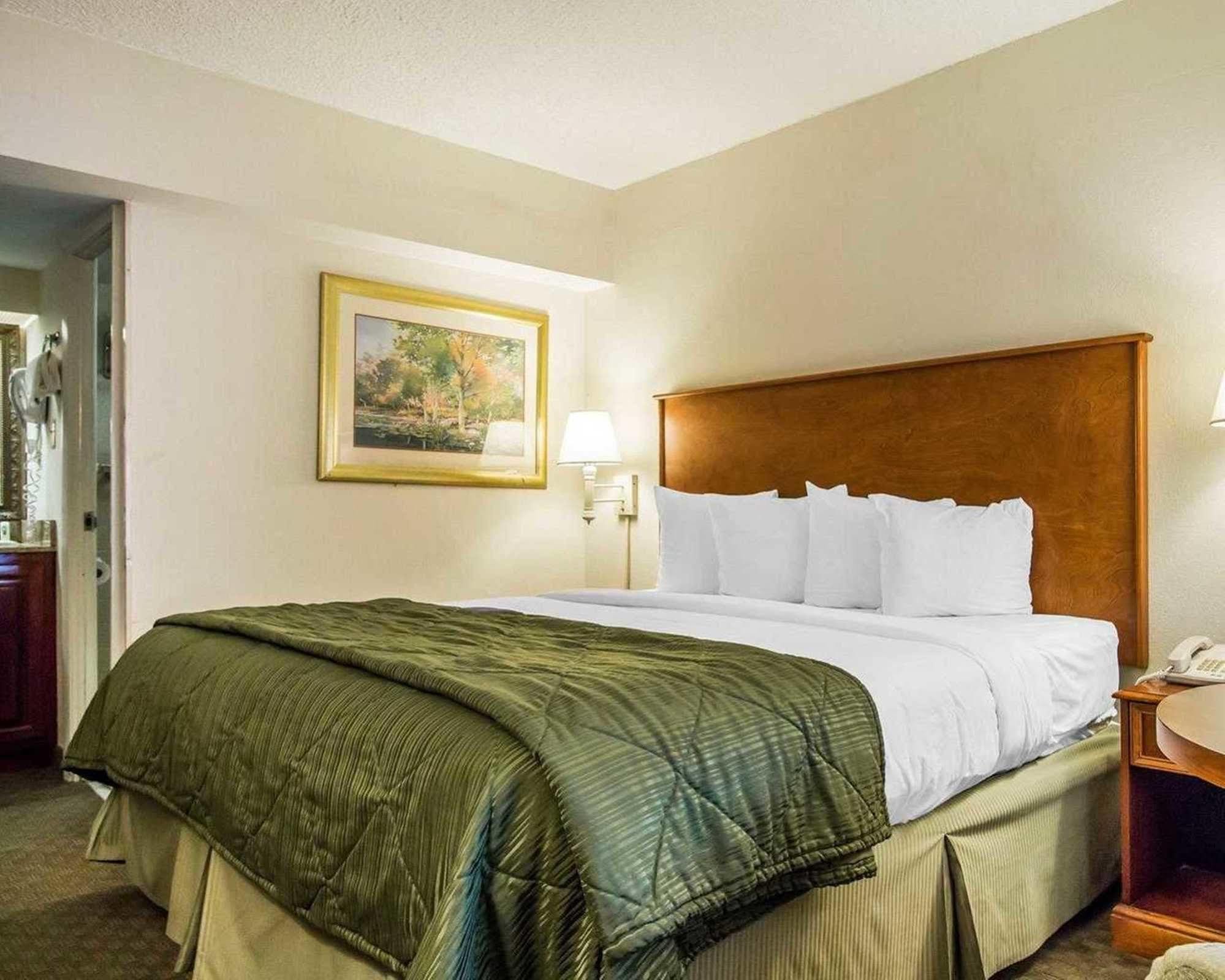 Quality Inn Savannah Historic District Екстериор снимка